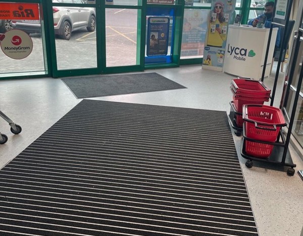 Syncros Solo - Primary Entrance Matting 1.jpg